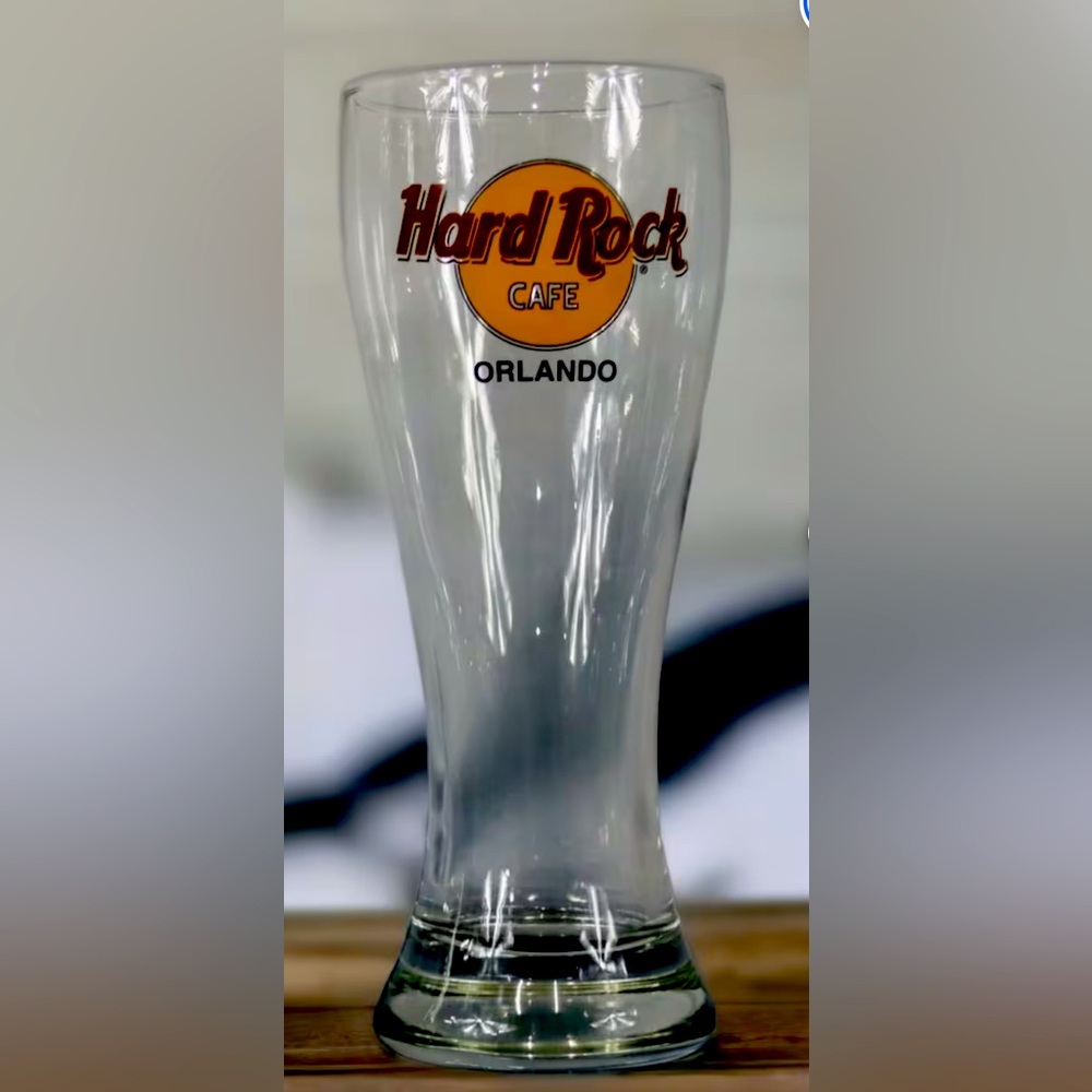 Hard Rock Cafe 20 oz Orlando Pilsner beer glass